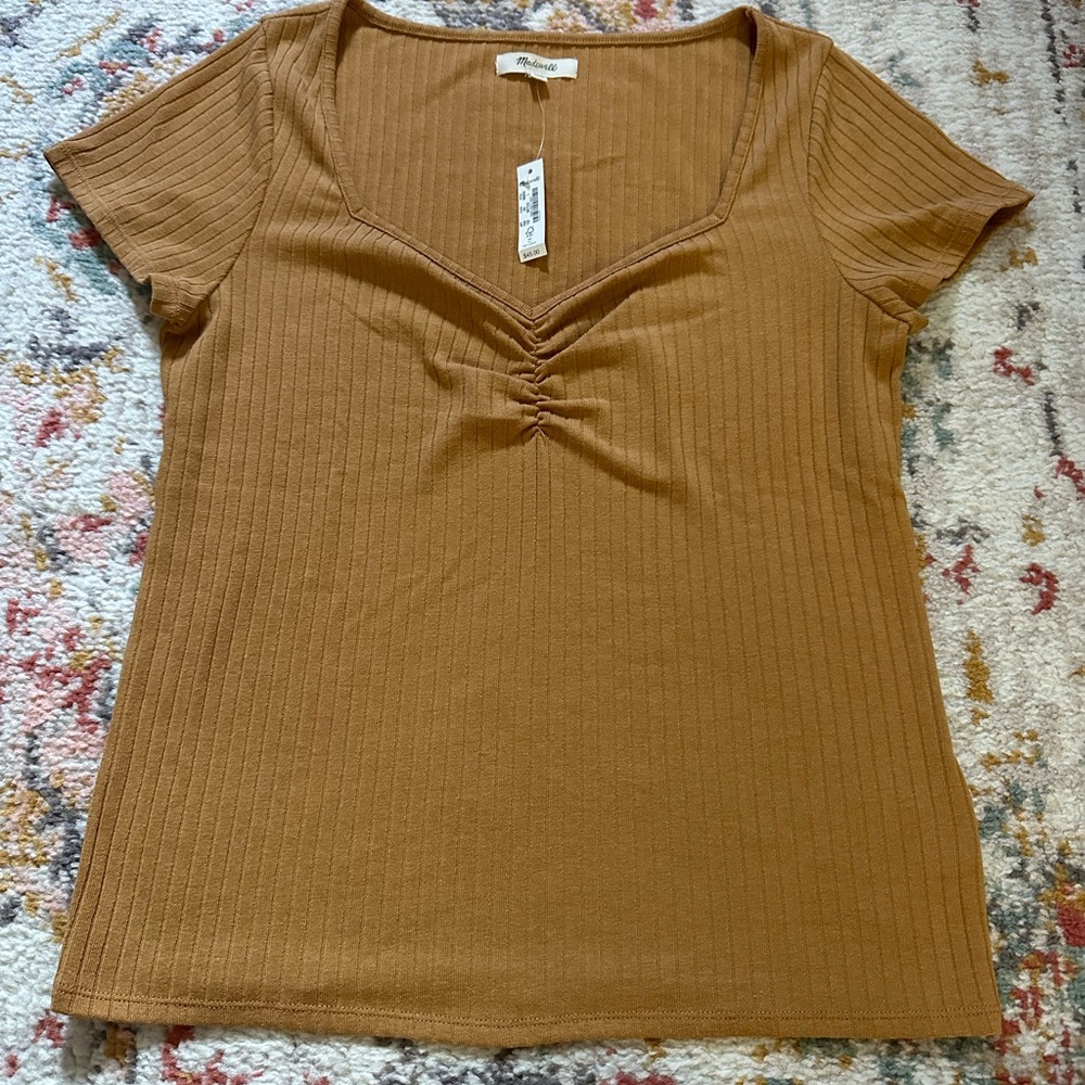 Ribbed Sweetheart Tee